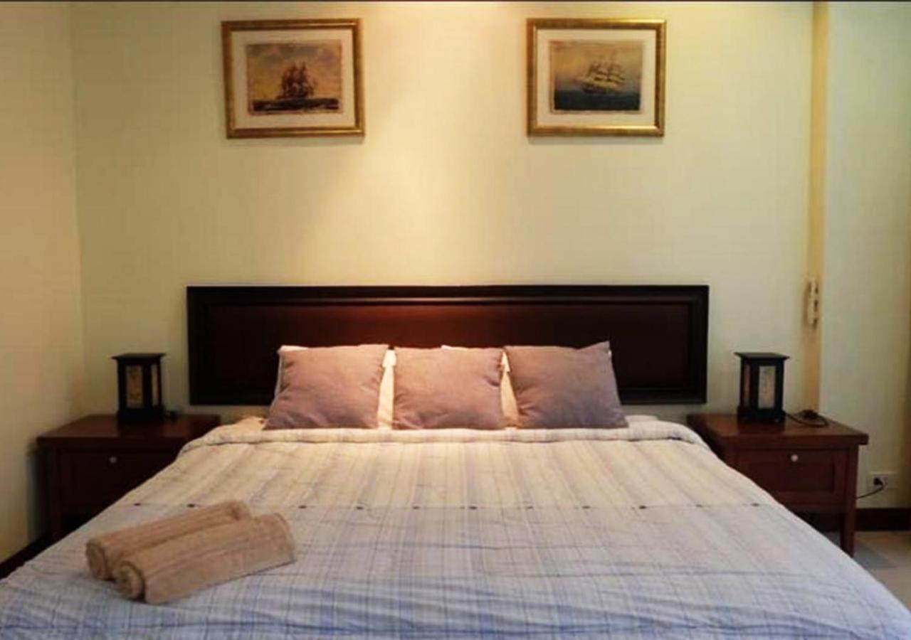 Villa Baronial Pool Villas Pattaya