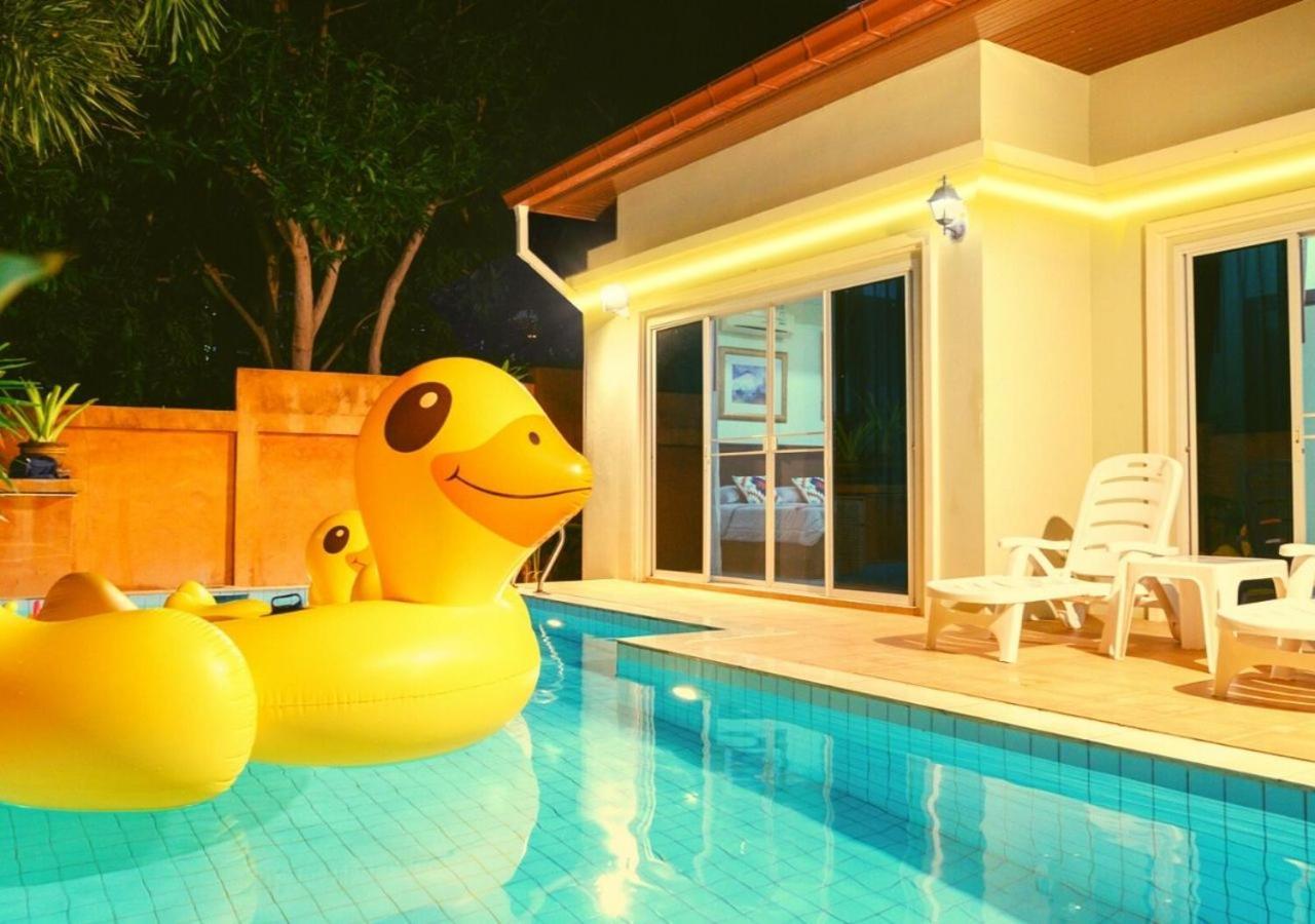 Villa Baronial Pool Villas Pattaya
