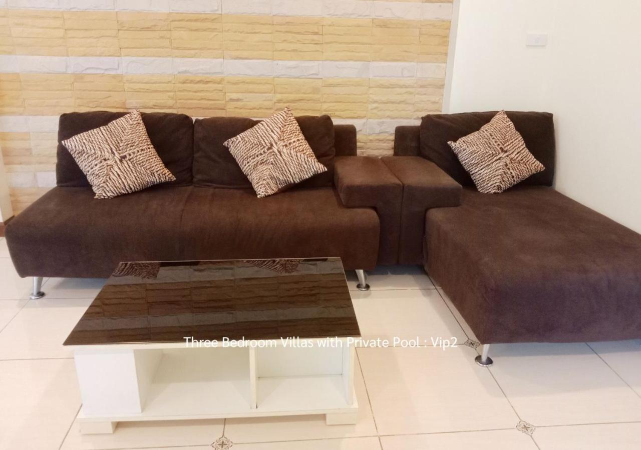 Baronial Pool Villas * Pattaya