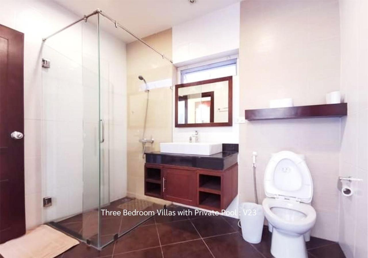 Baronial Pool Villas * Pattaya